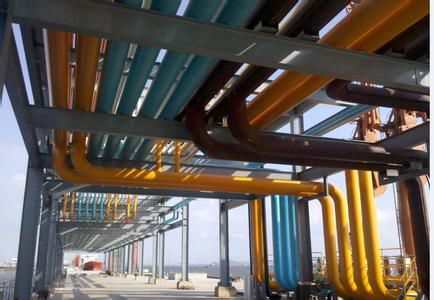 聚脲涂料石油、化工、礦山等行業(yè)應(yīng)用聚脲噴涂(圖1)